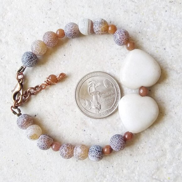 SWEETHEART!!! Unique Stone Heart Bracelet! Cream & Brown Agate + Jasper Beads - Picture 5 of 8